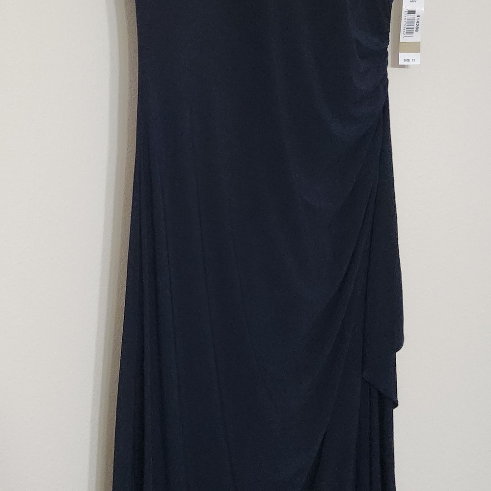 Elegant Navy Blue Sleeveless Dress